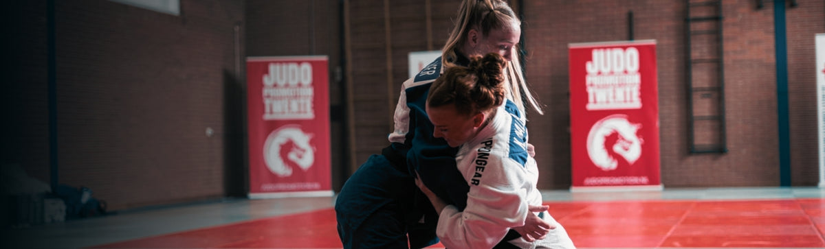 Les judokas de Judo Promotion Twente pendant l'entraînement à Hengelo